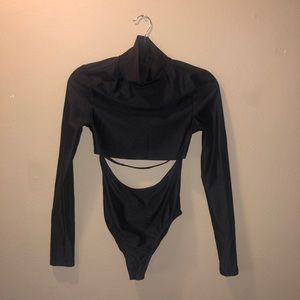 Underboob strapy body suit